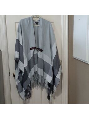 Revamped by sirens blanket wrap